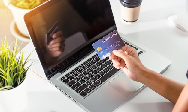 Tüm Bankalarla Sanal POS Entegrasyonu